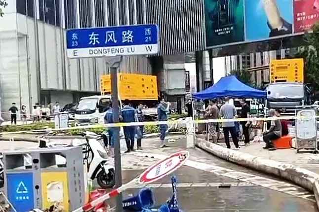 米兰网web版-米兰milan(中国)排涝突击队在排涝现场